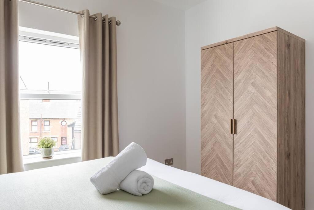 Top Floor, City Centre, Parking Belfast Exterior foto